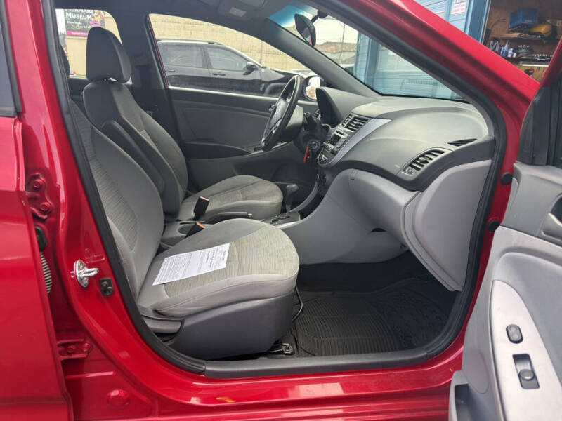 2015 Hyundai Accent GS