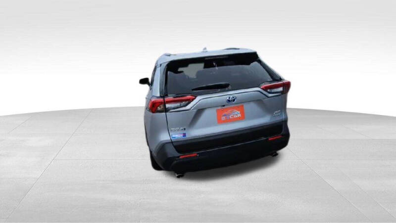 2023 Toyota RAV4 Hybrid XLE