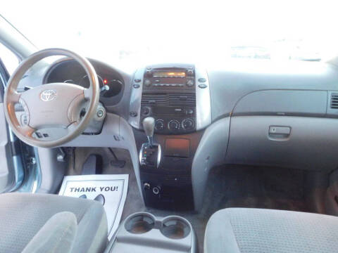 2006 Toyota Sienna LE 7 Passenger