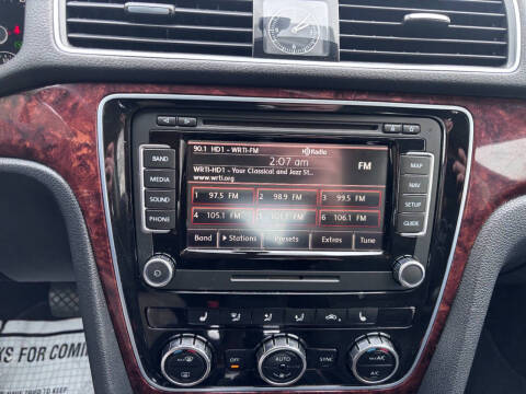 2013 Volkswagen Passat TDI SEL Premium