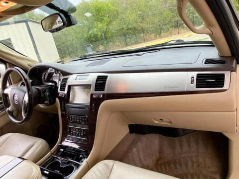 2010 Cadillac Escalade Premium