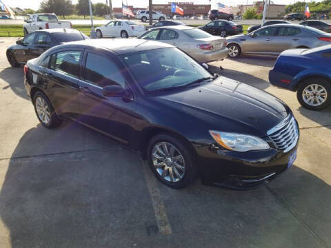 2014 Chrysler 200 for sale at AUTO VALUE FINANCE INC in Houston TX