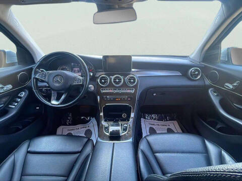 2016 Mercedes-Benz GLC GLC 300