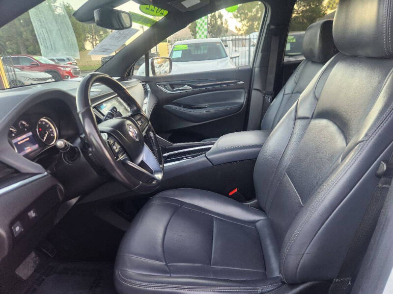 2022 Buick Enclave Essence