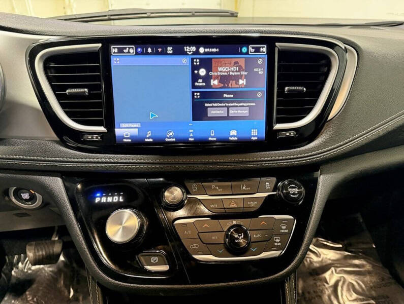 2025 Chrysler Pacifica Limited