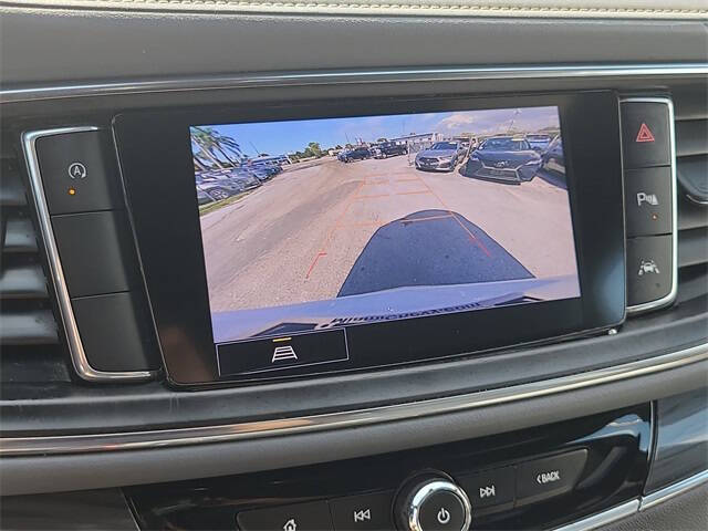 2022 Buick Enclave Essence