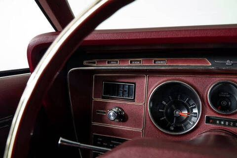 1975 Ford Thunderbird