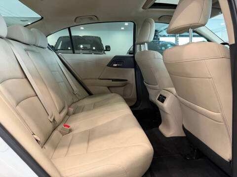 2017 Honda Accord Hybrid EX-L