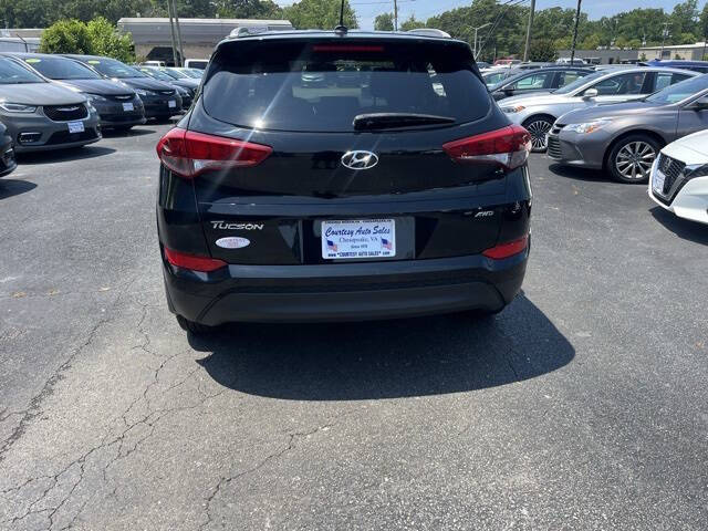 2017 Hyundai Tucson SE