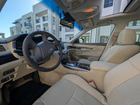 2012 Infiniti M37