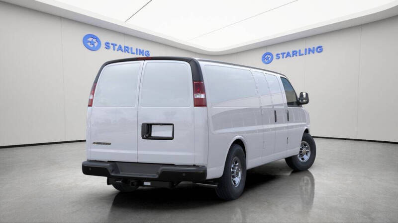 2026 Chevrolet Express 2500