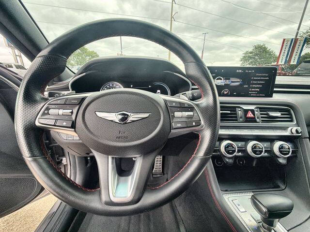 2023 Genesis G70