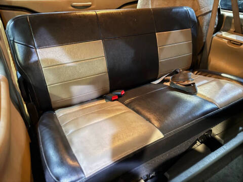 2005 Ford Excursion Eddie Bauer