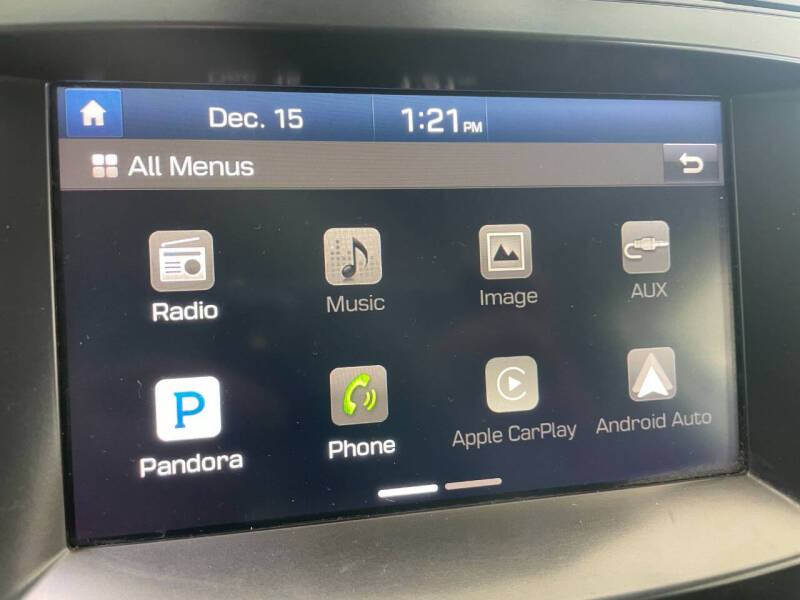 2017 Hyundai Santa Fe SE