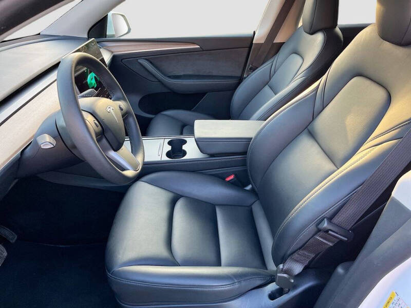 2025 Tesla Model Y Long Range