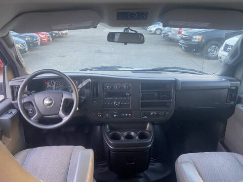 2019 Chevrolet Express LS 2500