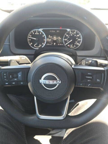 2025 Nissan Pathfinder S