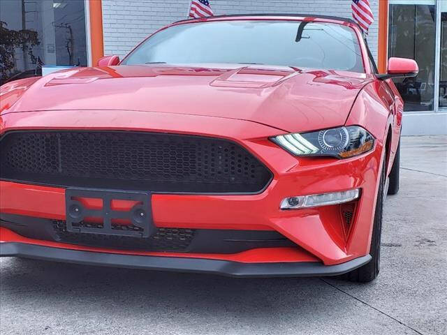 2018 FORD Mustang Convertible - $19,197