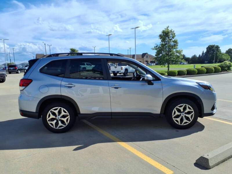 2024 Subaru Forester Premium