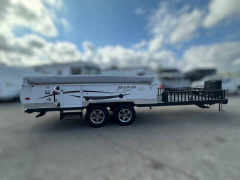 2015 Forest River ROCKWOOD FREEDOM 282XRT