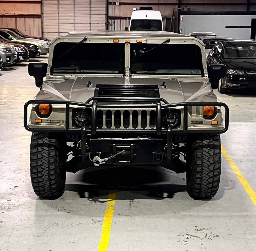 2003 HUMMER H1 for sale at Carnival Car Company in Victoria, TX