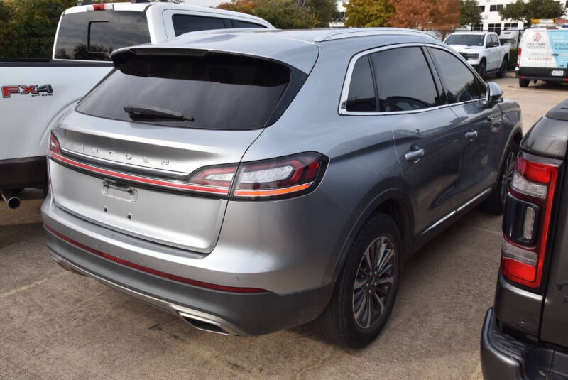 2022 Lincoln Nautilus Standard