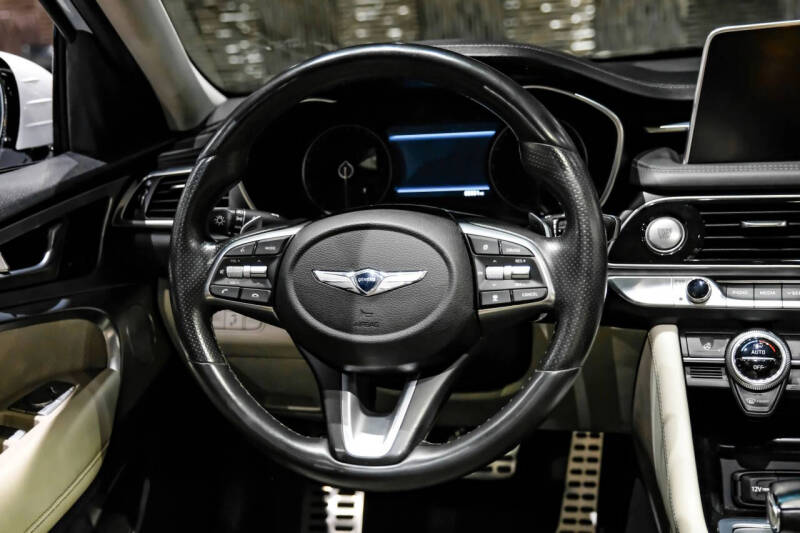 2020 Genesis G70