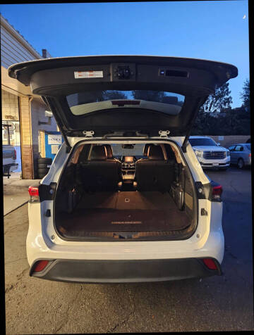 2021 Toyota Highlander Hybrid XLE