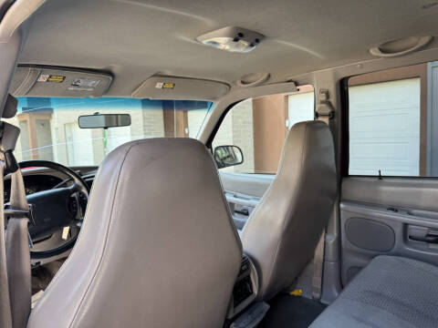 2000 Ford Explorer XLS
