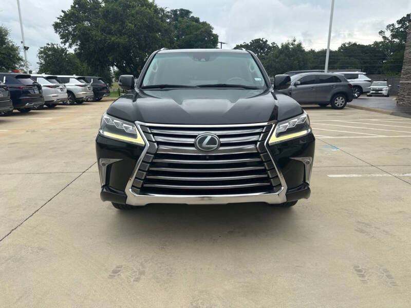 2016 Lexus LX 570