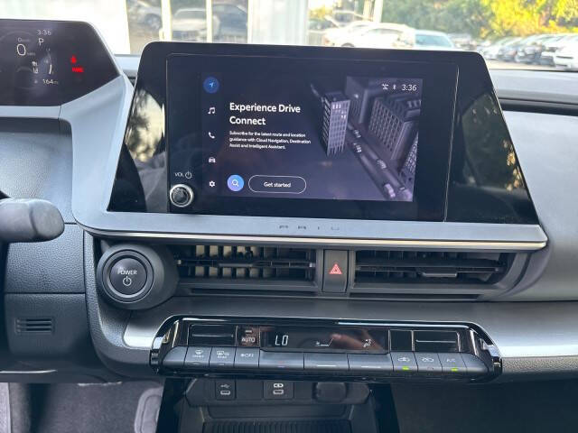 2024 Toyota Prius LE