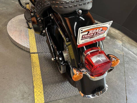 2018 Harley-Davidson® FLHC - Softail® Heritage