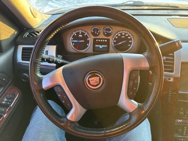 2011 Cadillac Escalade Luxury