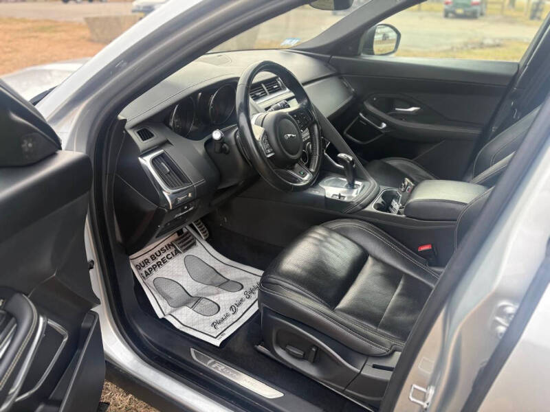 2018 Jaguar E-PACE P300 R-Dynamic S