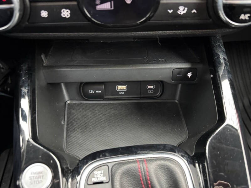 2023 Kia Soul GT-Line