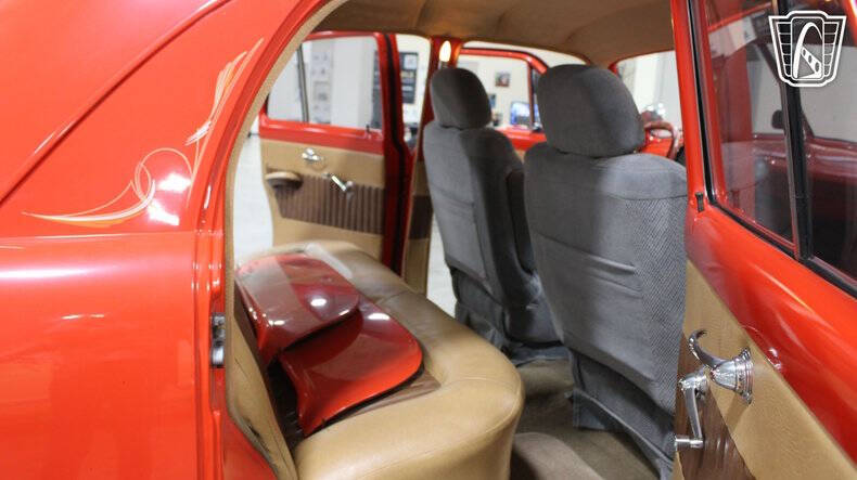 1950 Ford Deluxe