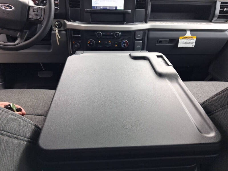 2025 Ford F-250 Super Duty XL - Photo 24