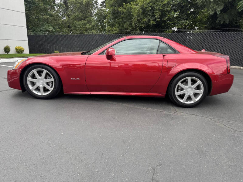 2005 Cadillac XLR