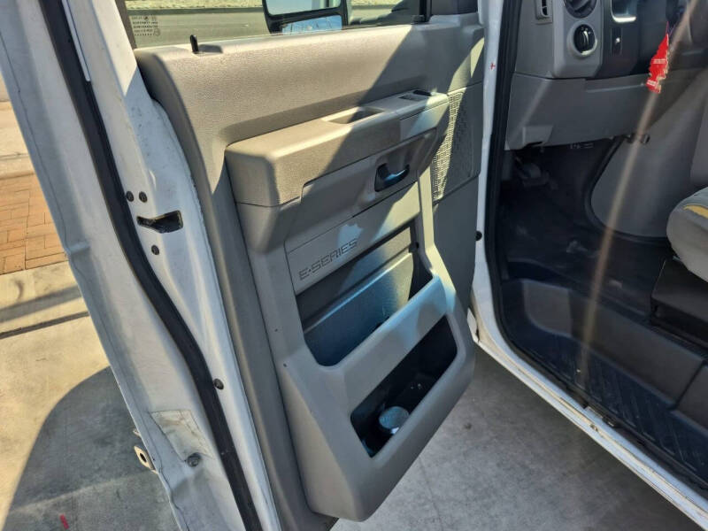 2011 Ford E-Series