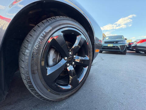 2013 Dodge Challenger R/T Plus