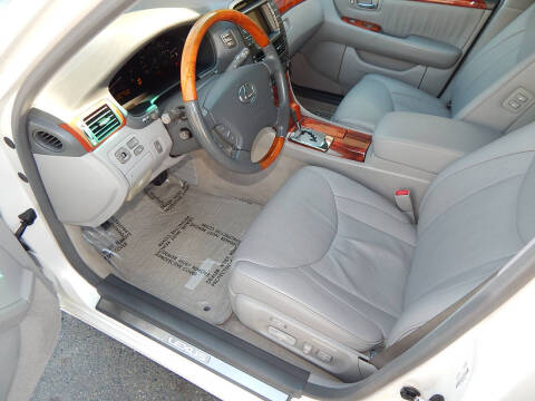 2005 Lexus LS 430
