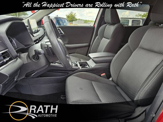 2024 Mitsubishi Outlander ES