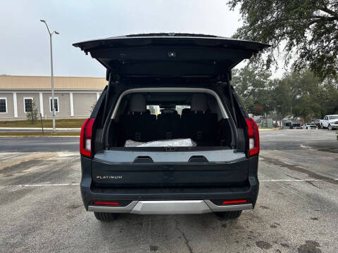 2025 Ford Expedition Platinum