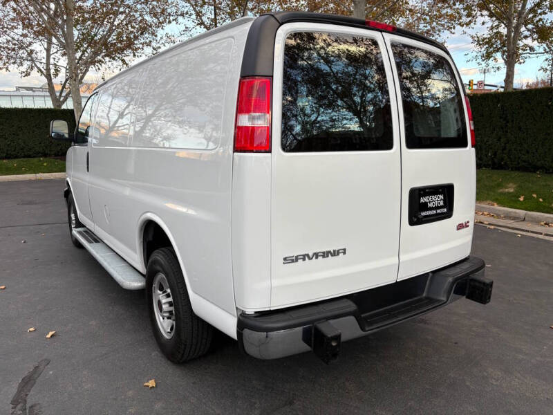 2024 GMC Savana 2500