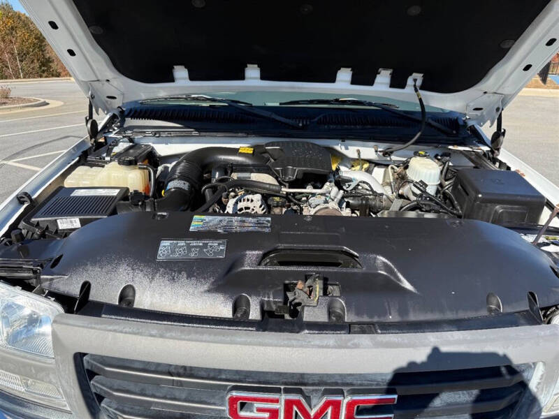 2005 GMC Sierra 2500HD SLE