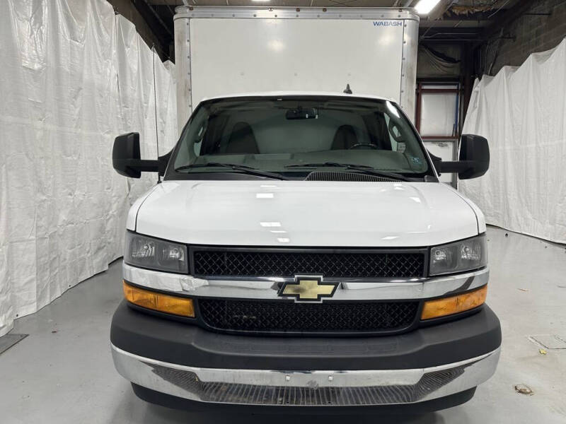 2022 Chevrolet Express 3500