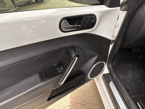 2012 Volkswagen Beetle 2.5L