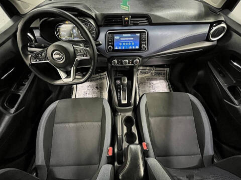 2024 Nissan Versa SV