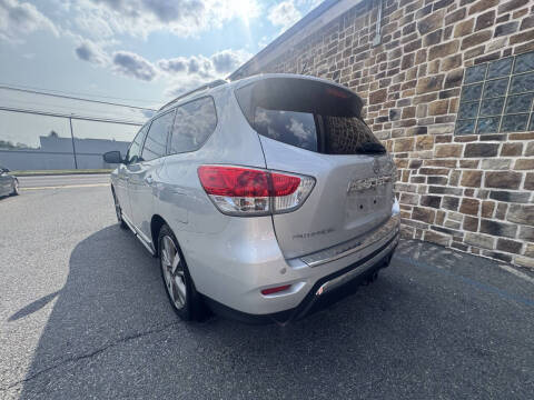 2015 Nissan Pathfinder Platinum