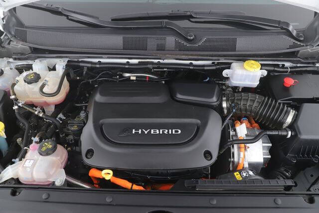 2023 Chrysler Pacifica Plug-In Hybrid Limited